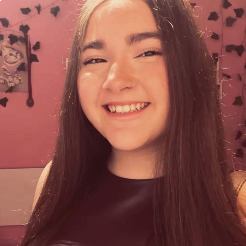 JANA  HIDALGO FERNANDEZ