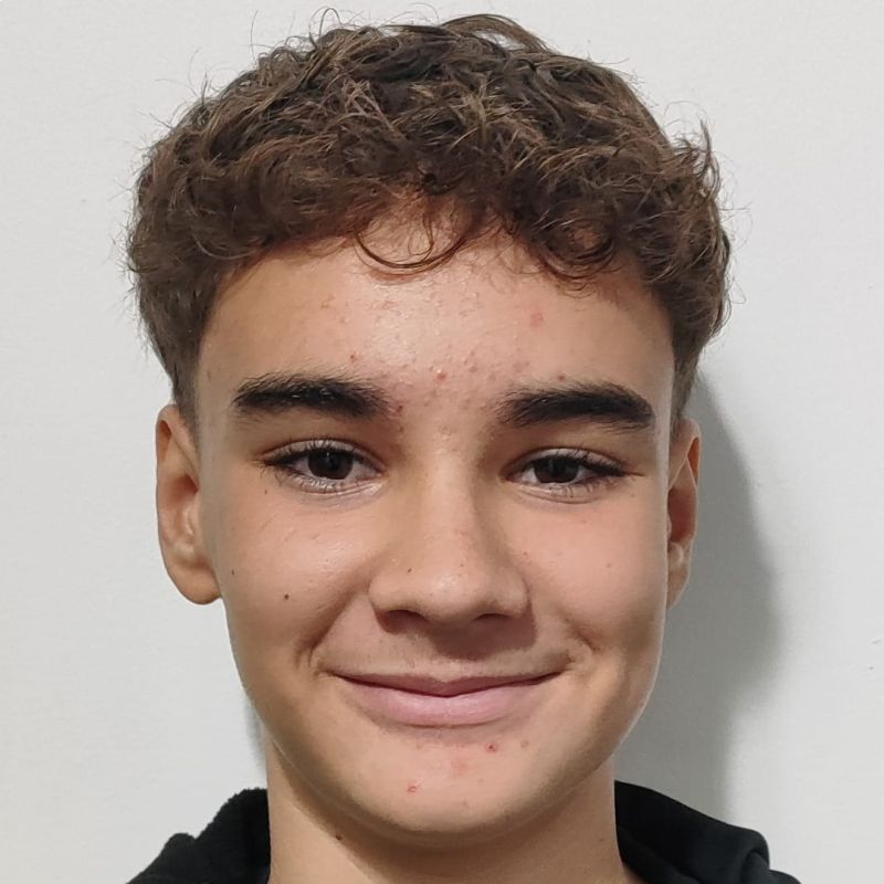 HUGO  CASTELLANO RIVERO