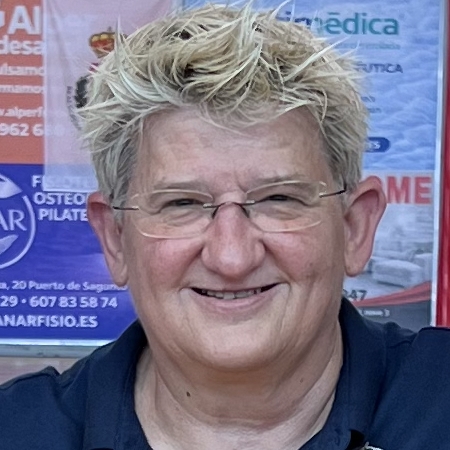 CANDELARIA NAVARRO AMOROS