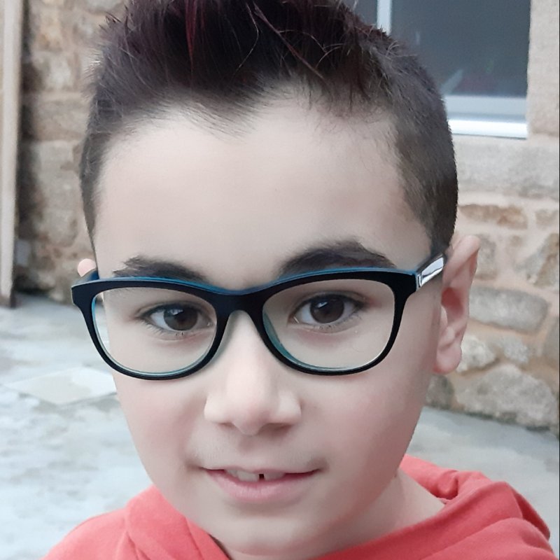 ALEX CASTRO GIRALDEZ