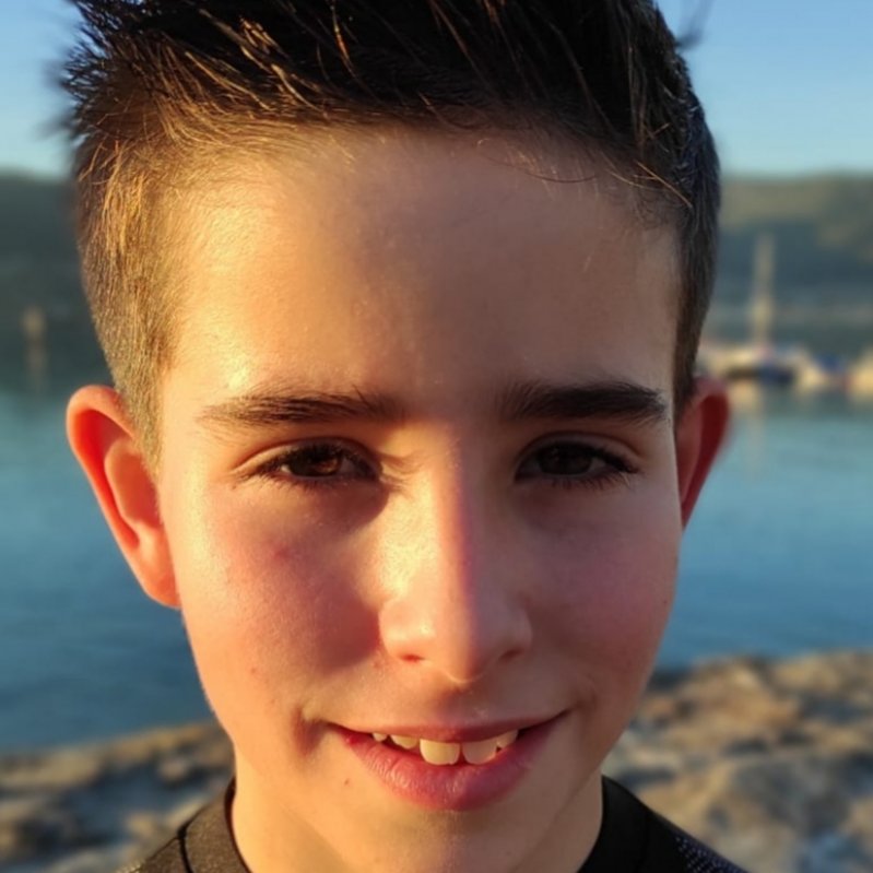ADRIAN VILA JAMARDO