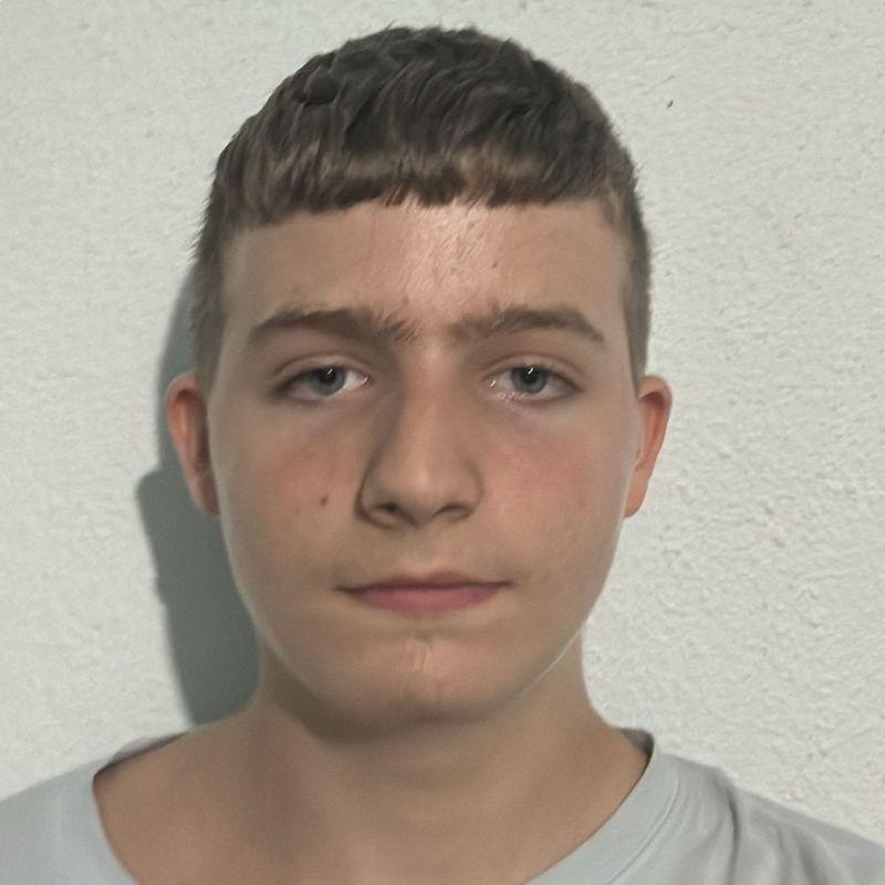 YENEDEY MACIAS CORDERO