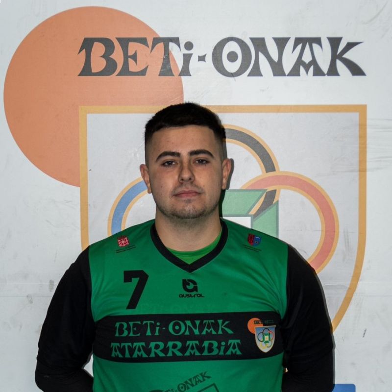 IÑIGO LACAVE GOLDARAZ