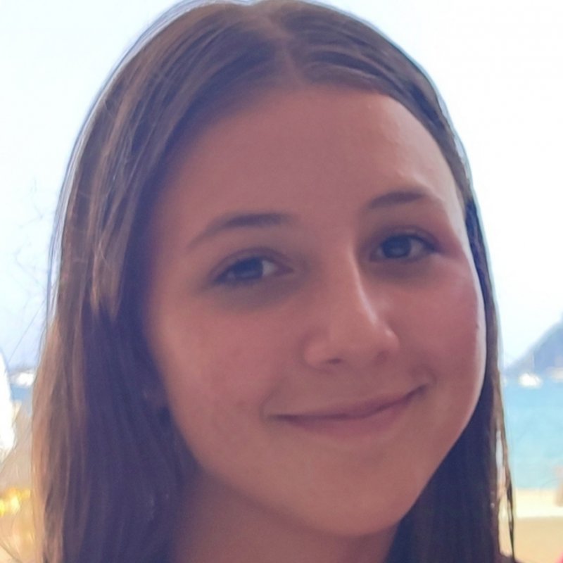 ABRIL GALLART CARRION