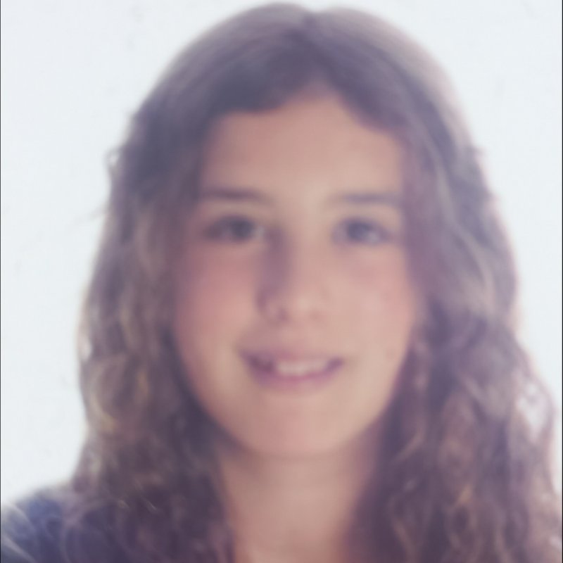 LAURA ROBLEDA GONZALEZ