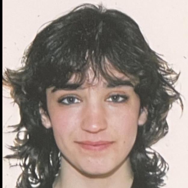 ELENA OLIVER GOMEZ CHACON