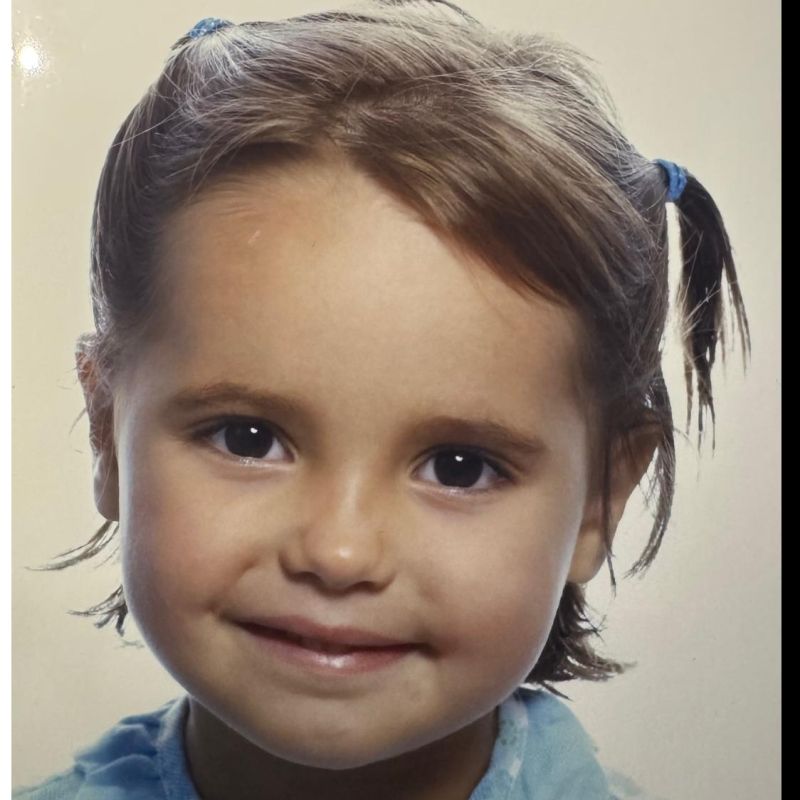 GABRIELA  PARMEGGIANI SANTANA