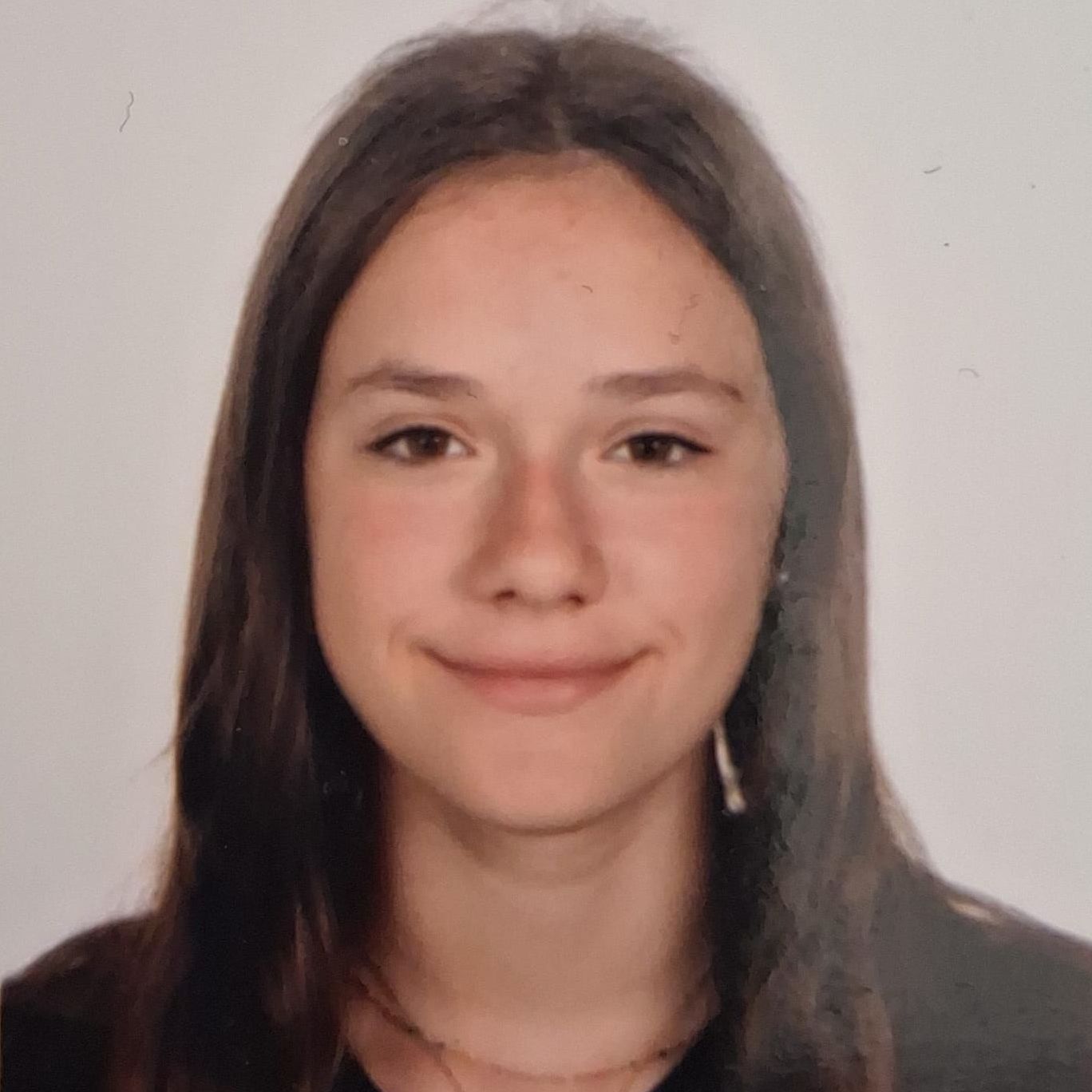 JULIA WHITTLE GOLZALEZ