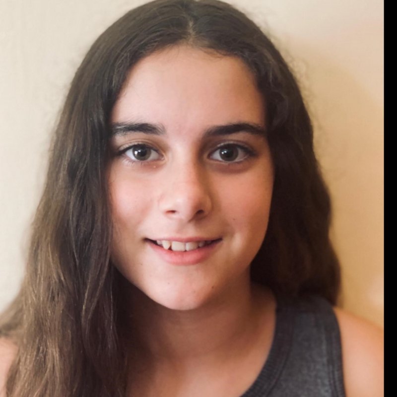 LOLA FABREGAS MUÑOZ