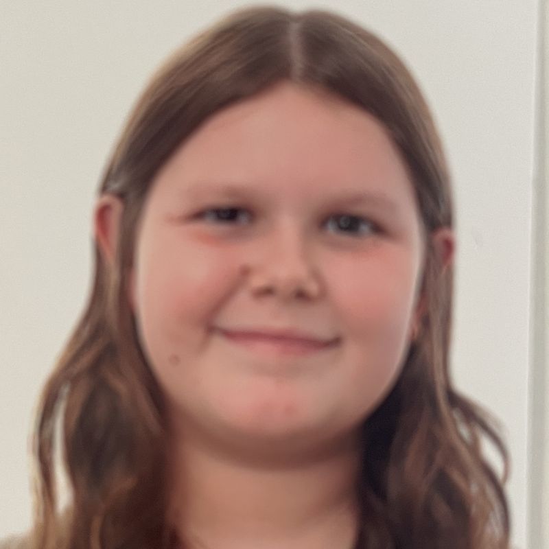 ALBA ESCUDERO CHARANTON