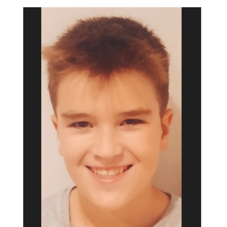 ADAM IZQUIERDO BENITEZ