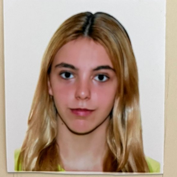 JULIA  SANTOS SANTACRUZ