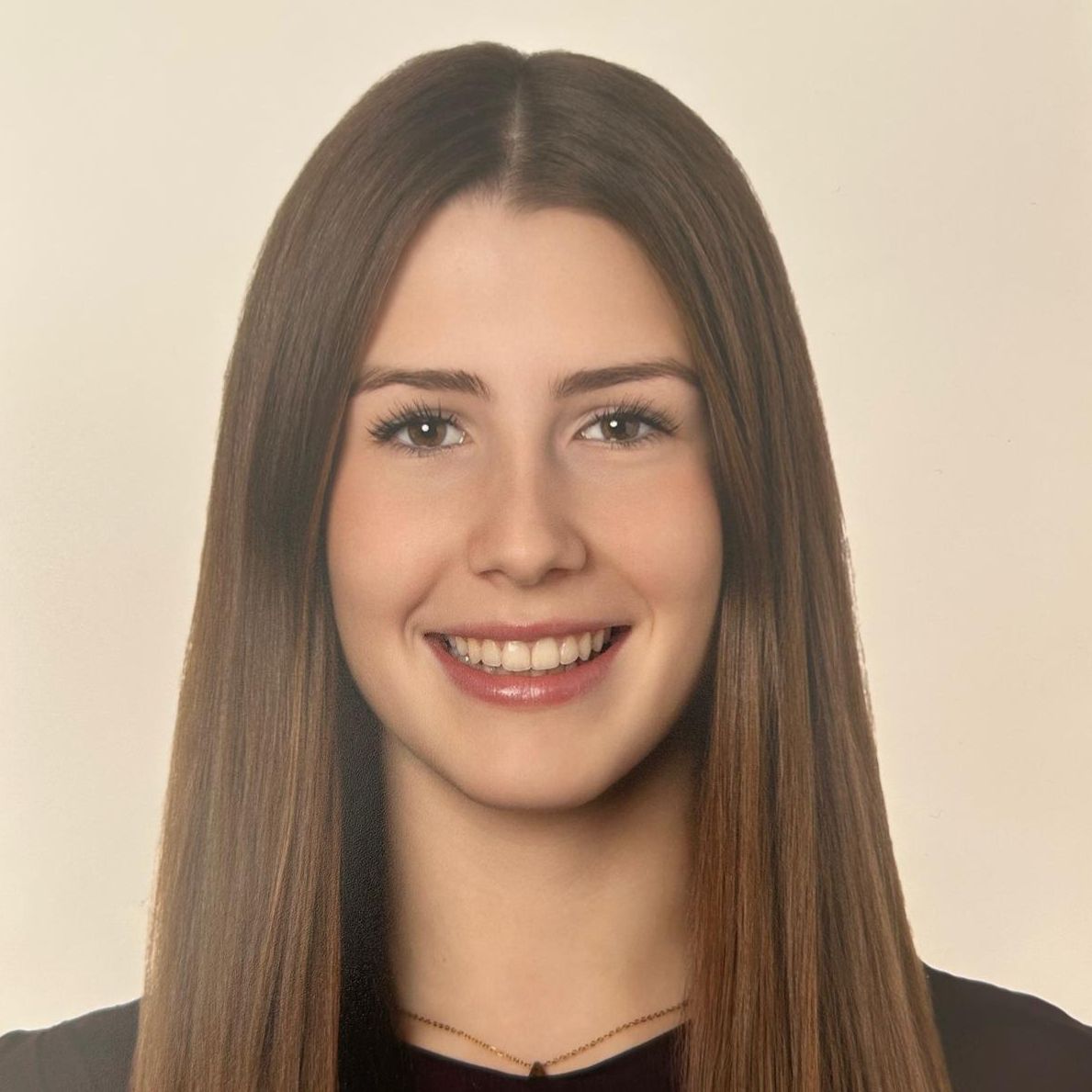 ADRIANA SAÑUDO MOLINO