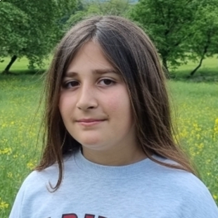 CARLA RAYMI CARABANTES