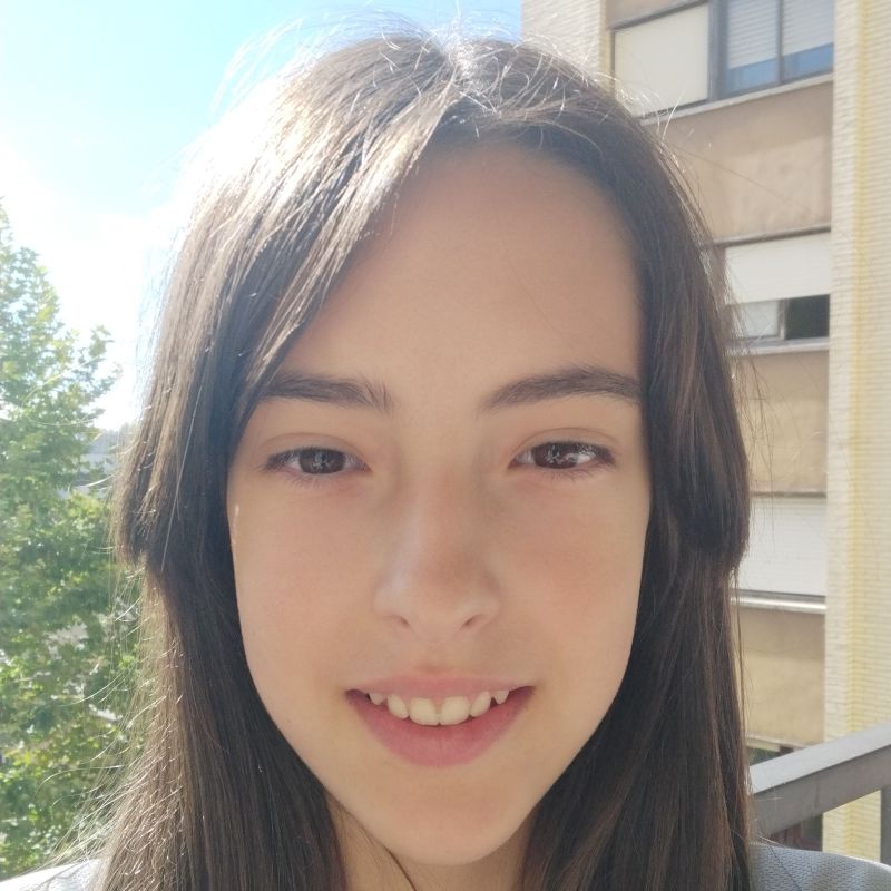 JUNE IRIARTE MARTINEZ-POLO