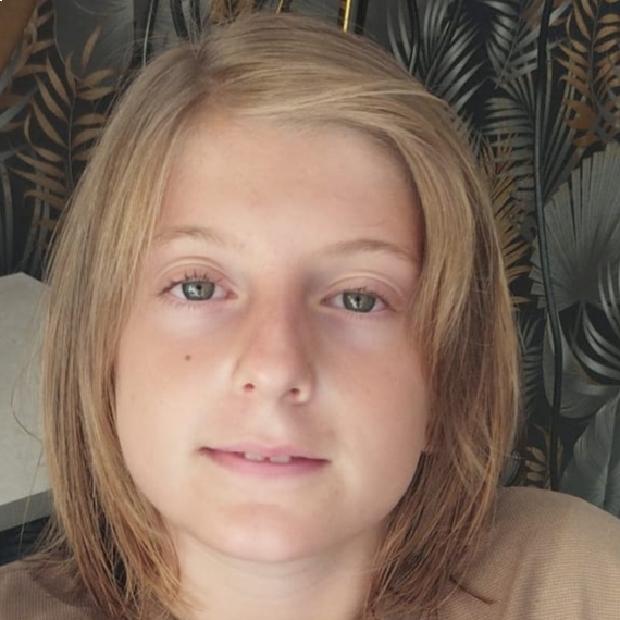 ADRIAN POMEDIO CASADO