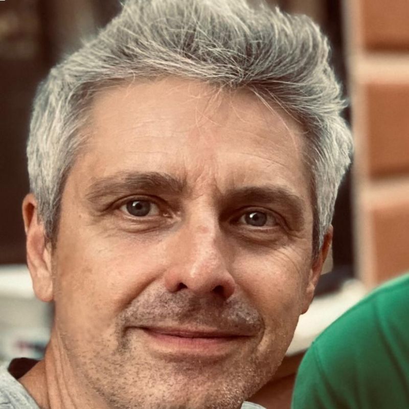 ALBERTO RUIZ CAPILLAS PARAMO