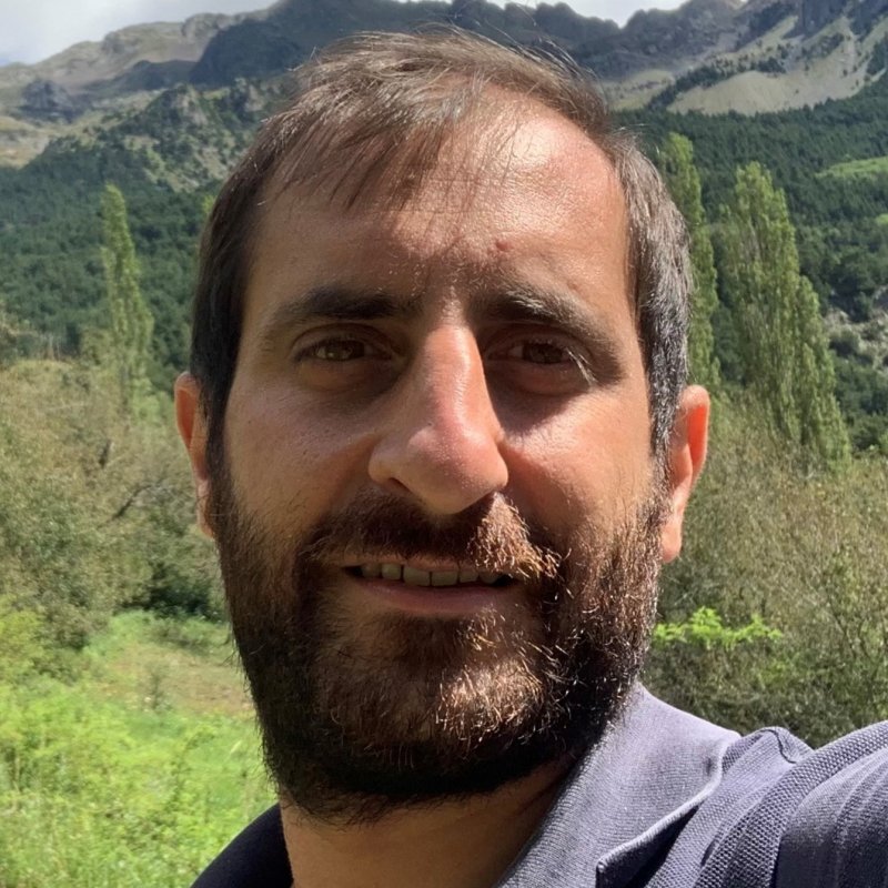 GONZALO CARACUEL DEL CACHO