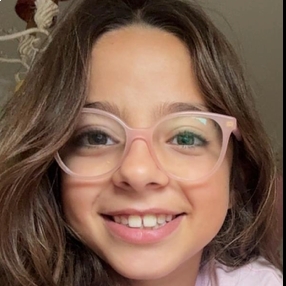 CLAUDIA  RUIZ ROBLES