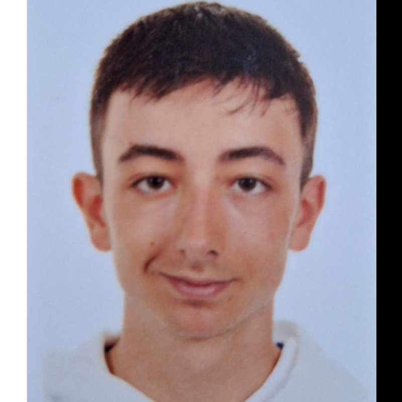 HUGO PONTONES LUENGO