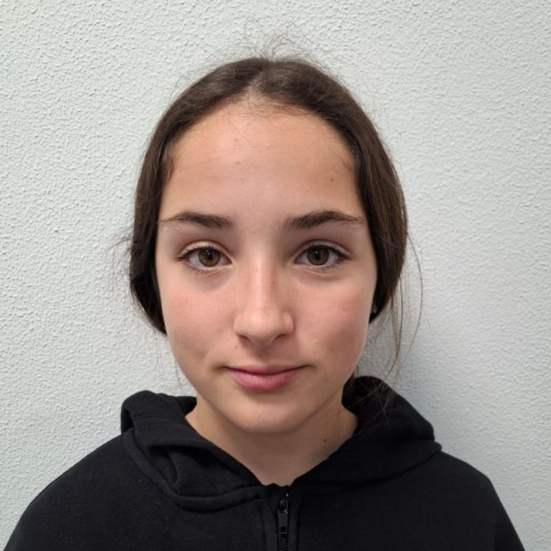 KAROLINA LESIV VLADYKA