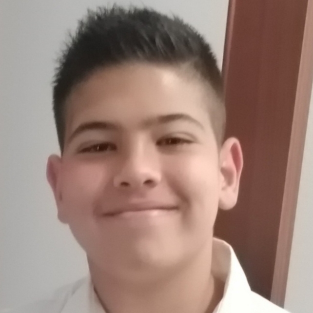 ERIK MUÑOZ  HAKOBYAN