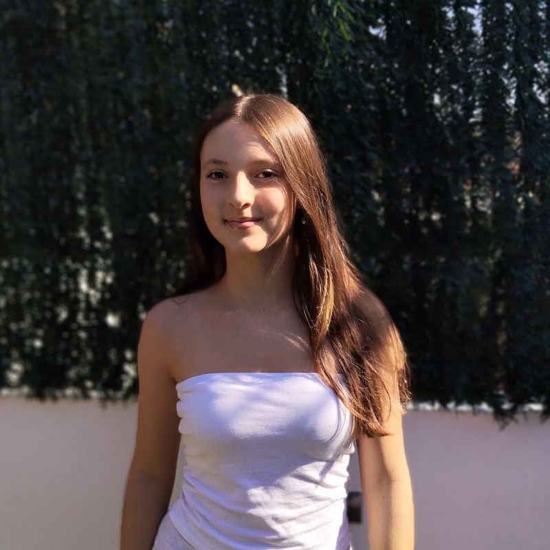 LOLA ALEGRE MARTINEZ