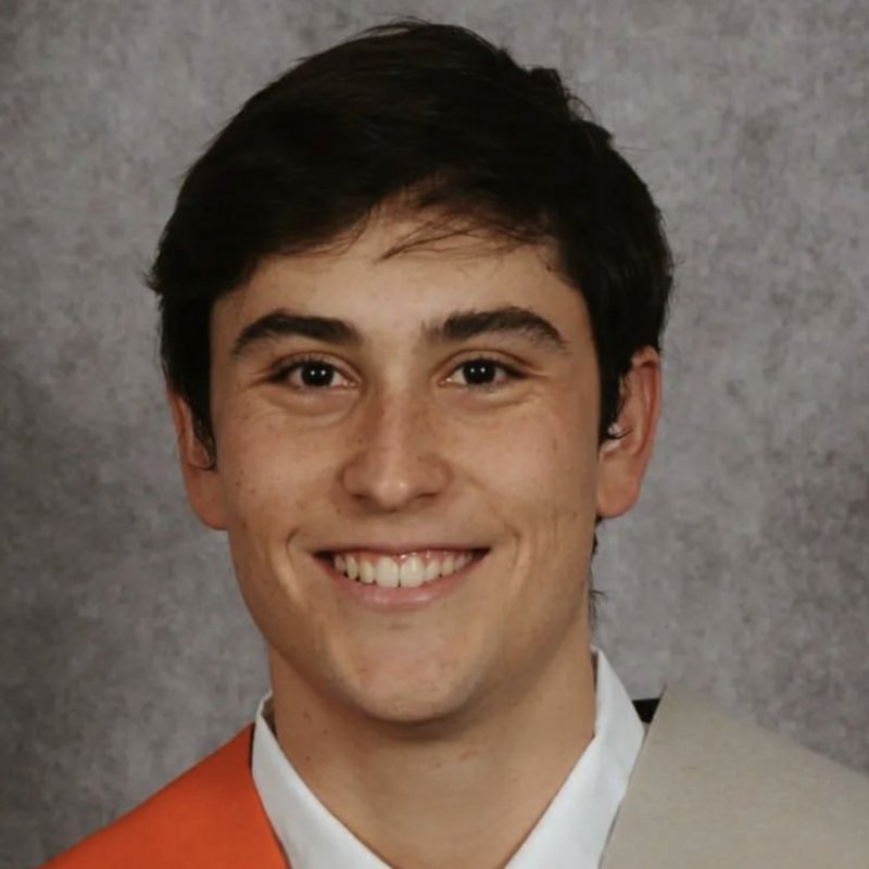 CARLOS BECERRA CHAVARINO
