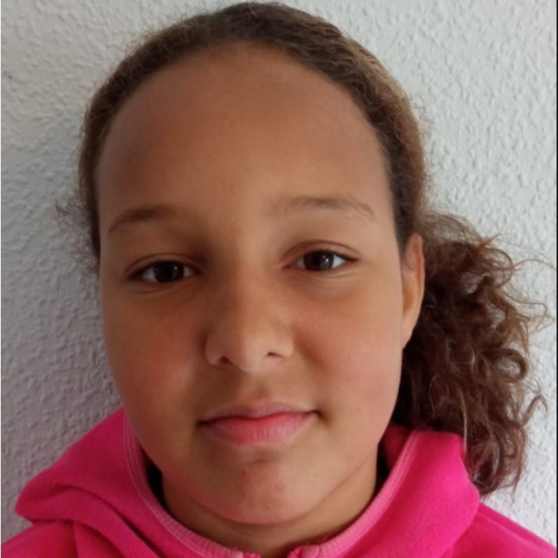 ISABELLA  FERNANDEZ LOPEZ