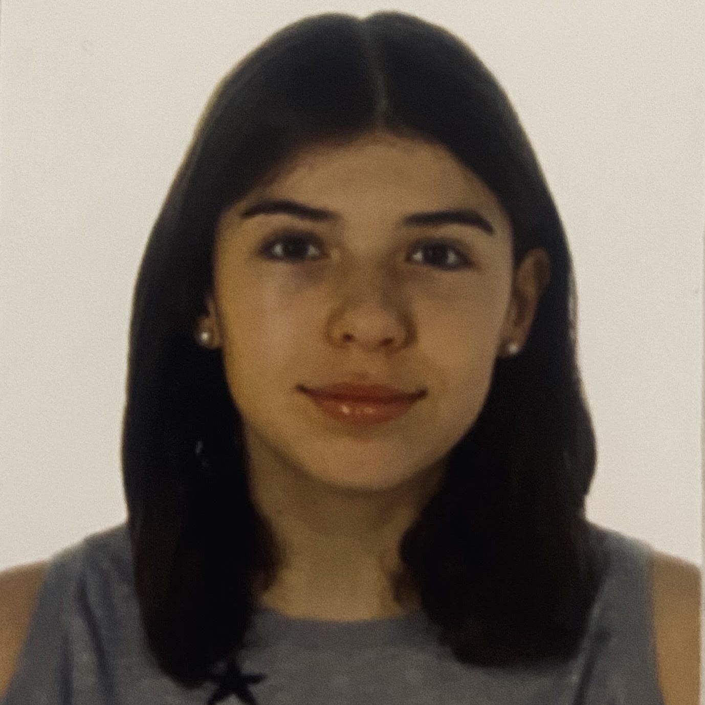 LOLA ARCE SANTOVEÑA