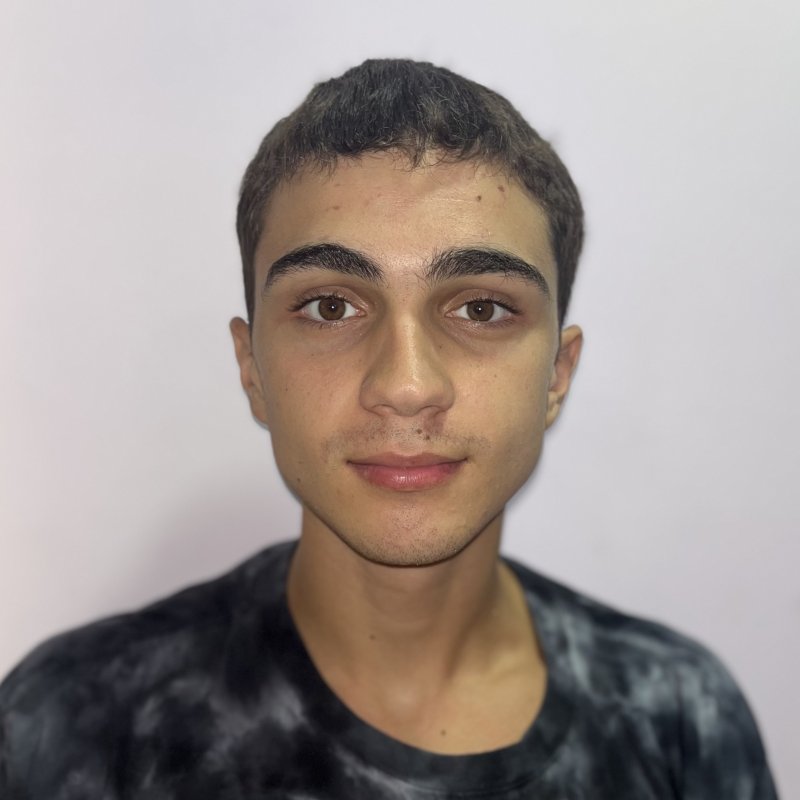 ADRIAN MACIAS GONZALEZ