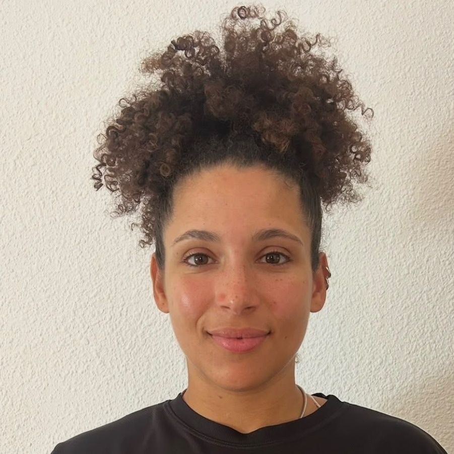 NICOLE LUZ DAMASCENA
