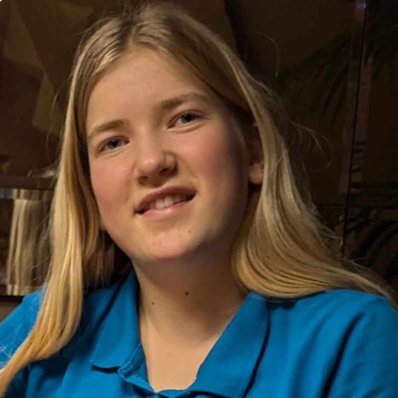 MAYKA LYNCH DESCHOUWER