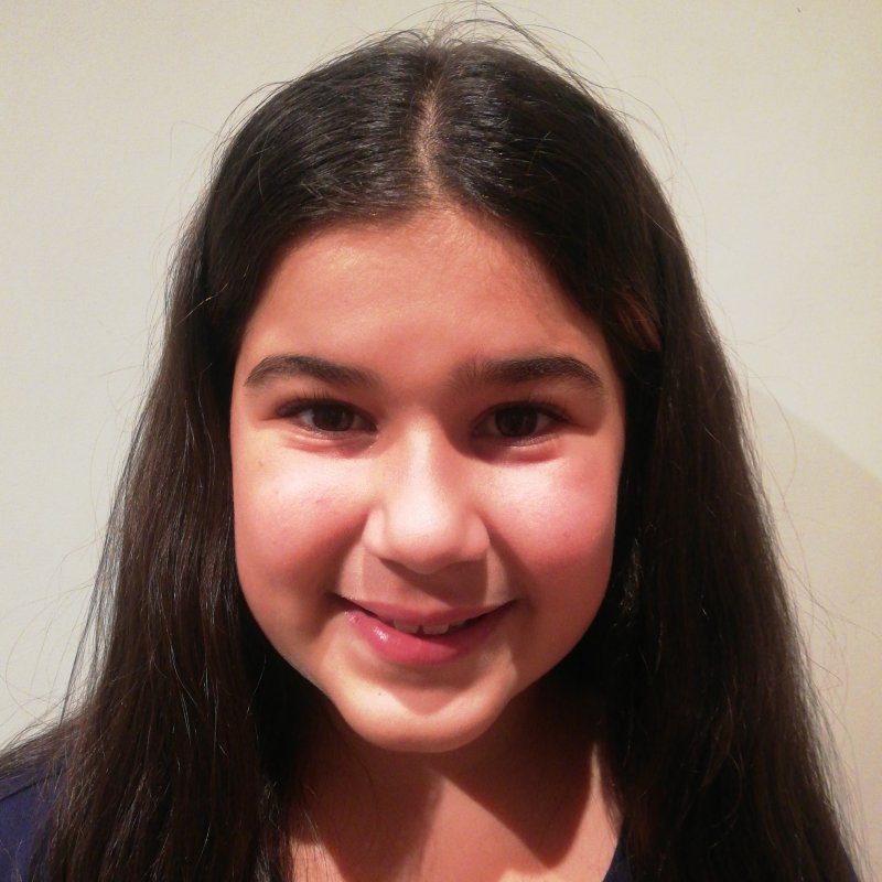 CLAUDIA  LORENZO VIANA 