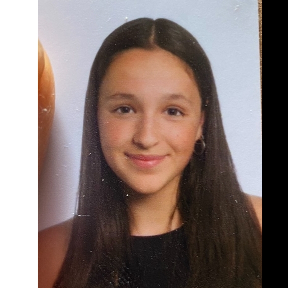 LARA BEITIA MANZANARES