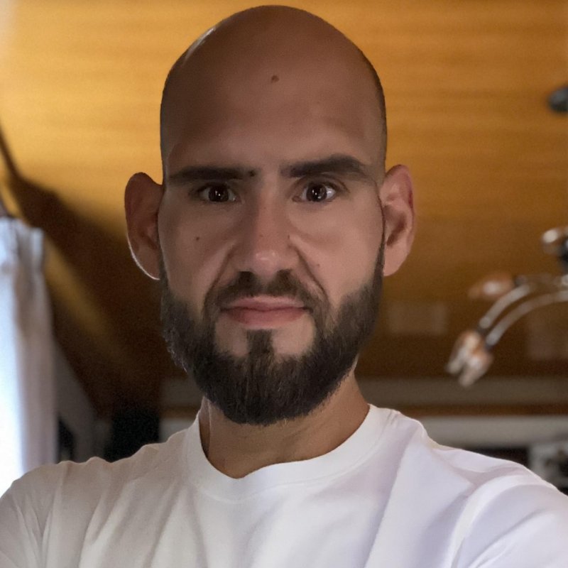 JOSE JAVIER ESPINOSA POZUELO