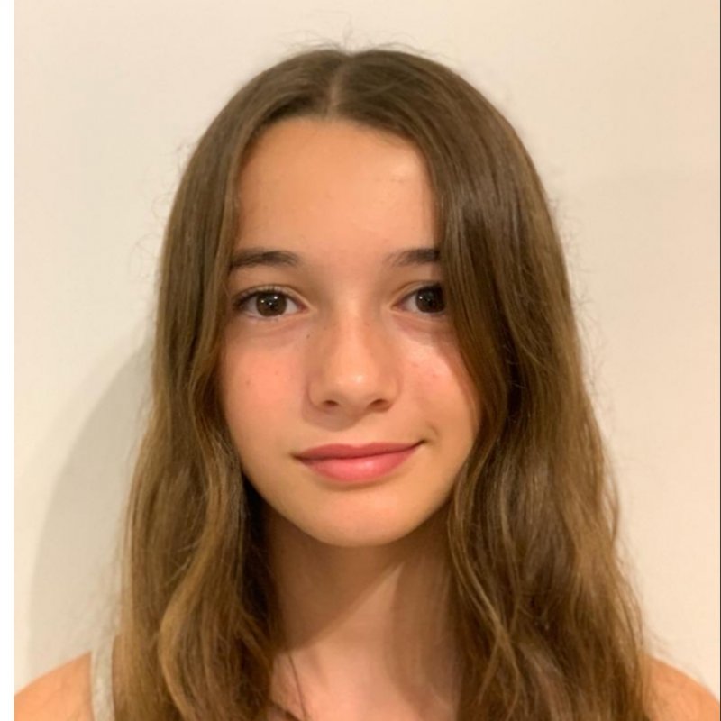 EMILIA BENAVENT CHAFER