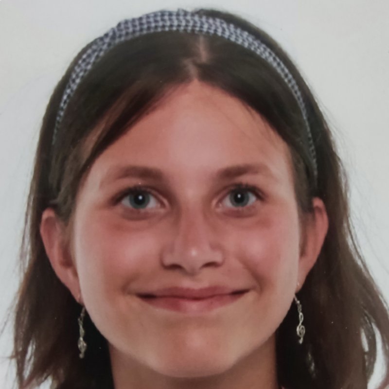 LEIRE ESPARTAL IZARRA