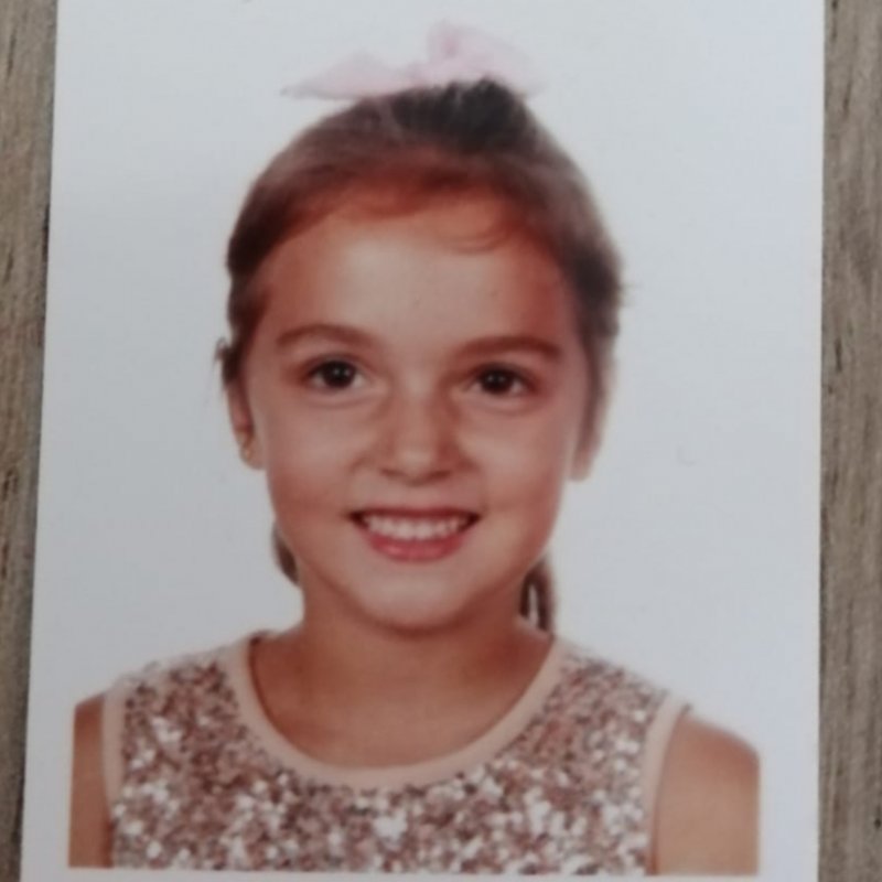 MAYRA ZAMBRANO MARRODAN