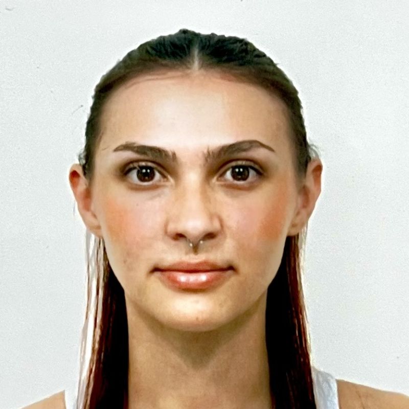 CLAUDIA MILLAN LORENTE