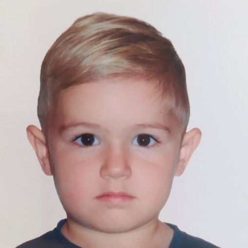 ENZO MARTINEZ MARTINEZ