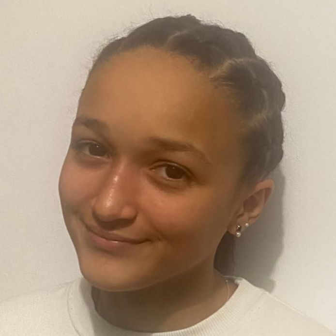 AYSHA MICKAELLY  LIONEL OLIVEIRA 