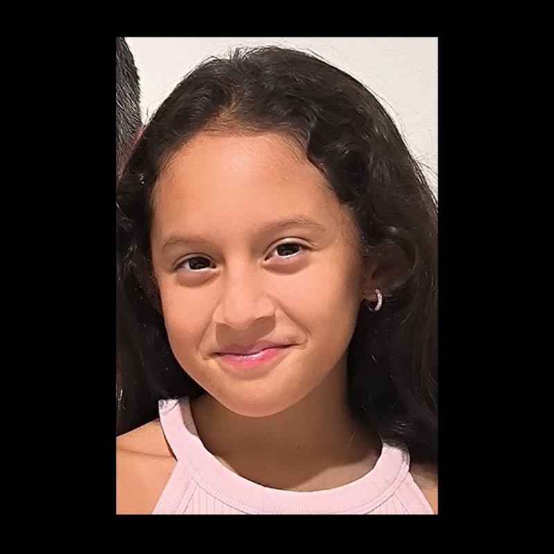 ANDREA LUCIA LOOR BRIONES