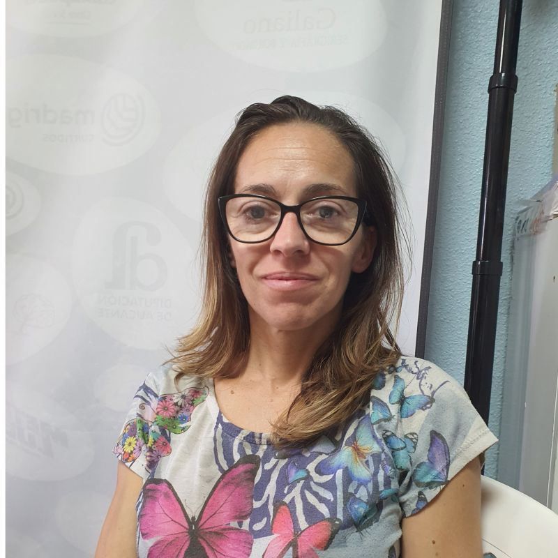 ESTHER CACERES GUILLEN