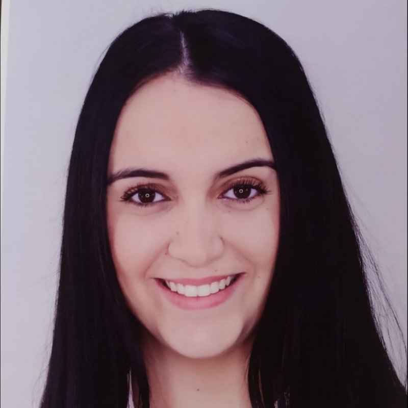 LAURA POZUELO ROBLES 