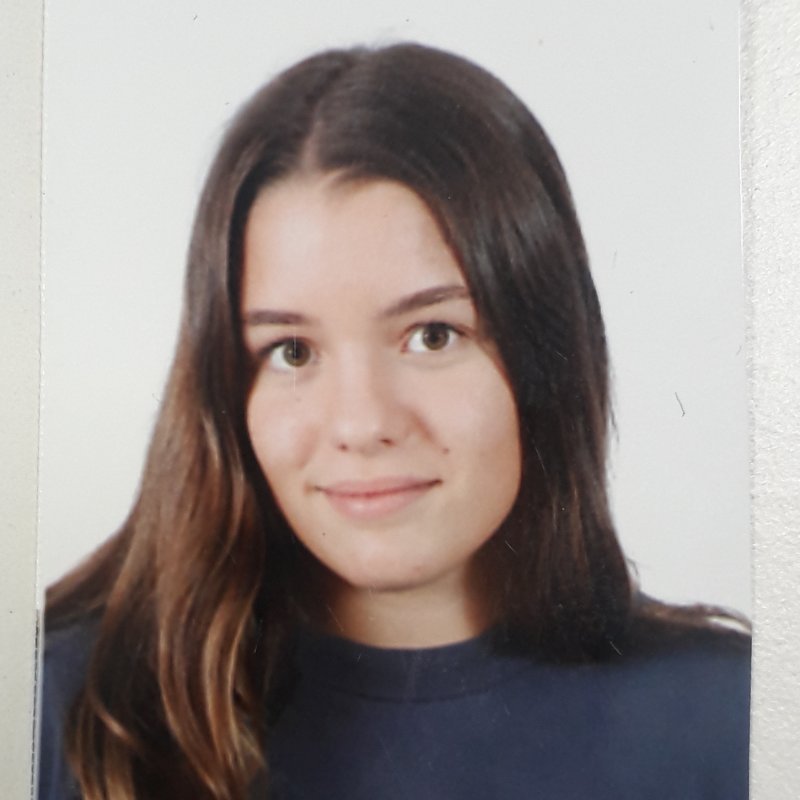 LAURA MARTIN CASTELLSAGUE