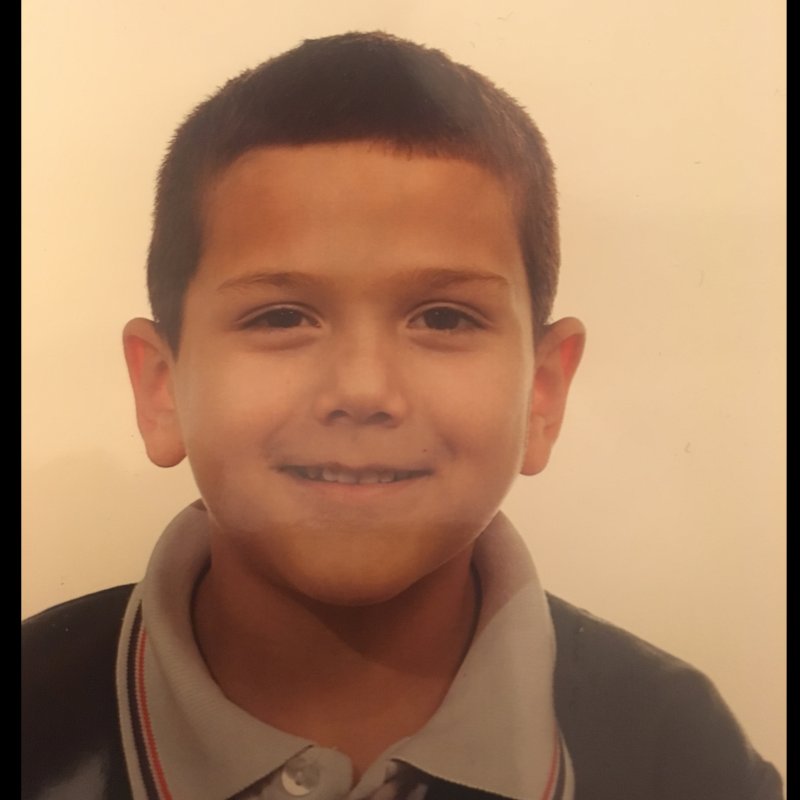 IVAN LARREA FERNANDEZ