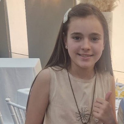 OLIVIA NAVIO BAUZAN