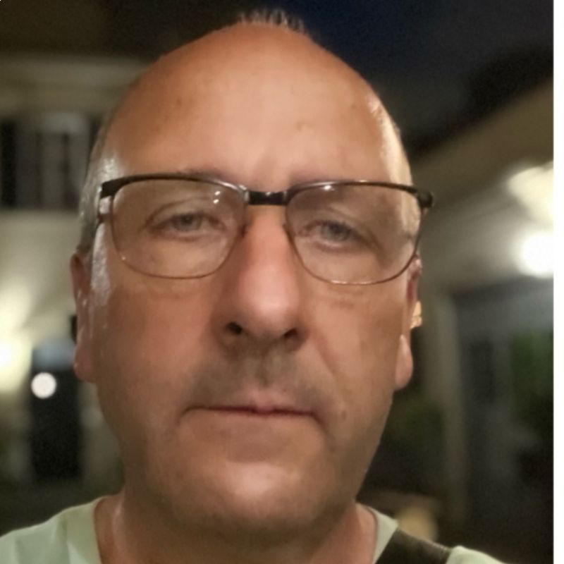 ALEX DE LA OSSA ALCAZAR