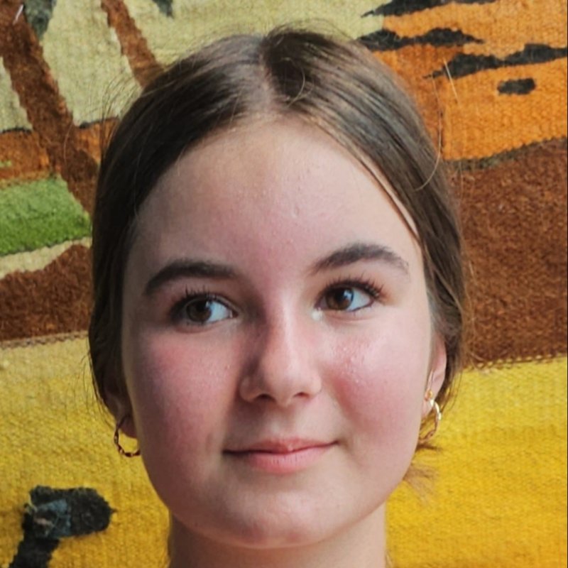 SARA  LLANO CARNICERO